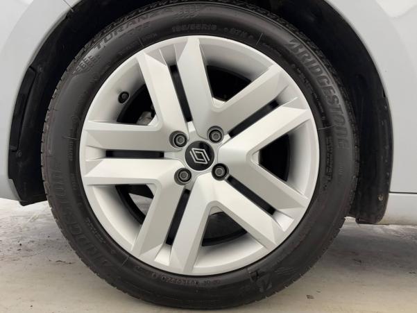Vente en ligne Renault Clio 5 Clio TCe 90 au prix de 17 190 €