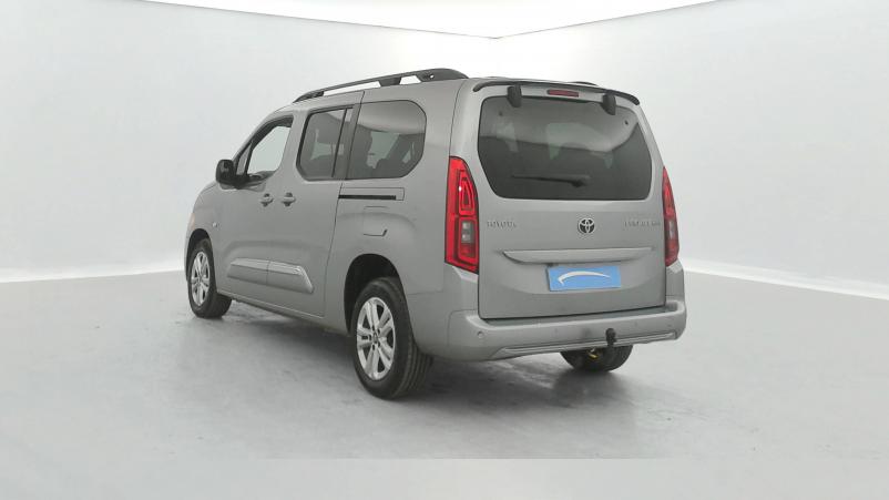 Vente en ligne Toyota Proace City Verso Proace City Verso Long 1.5L 130 D-4D BVM6 au prix de 27 790 €