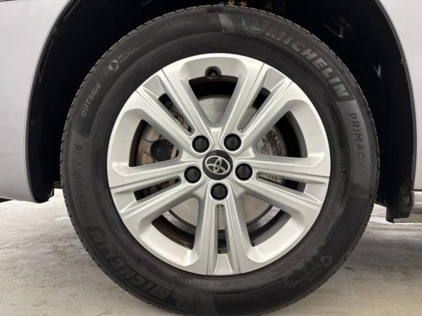 Vente en ligne Toyota Proace City Verso Proace City Verso Long 1.5L 130 D-4D BVM6 au prix de 27 790 €