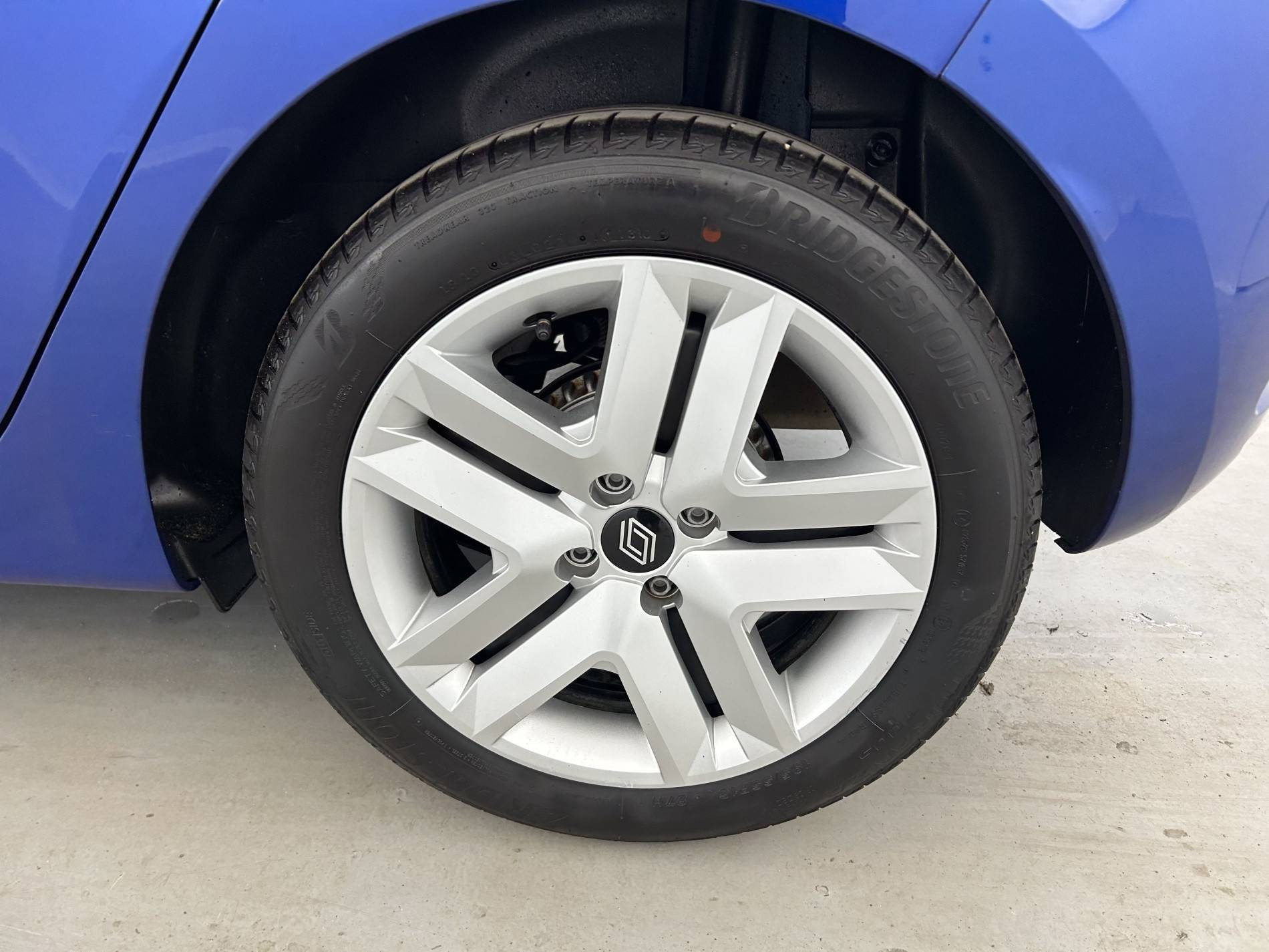 Vente en ligne Renault Clio 5 Clio TCe 90 au prix de 14 490 €