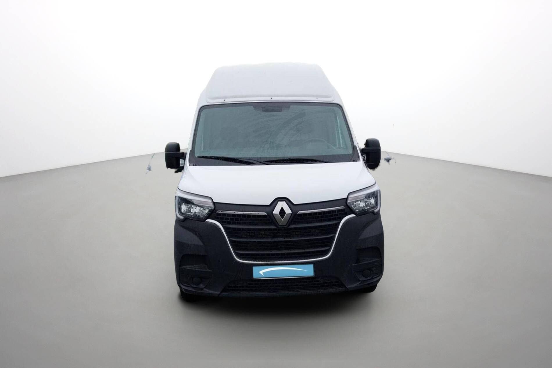 Vente en ligne Renault Master Fourgon MASTER FGN TRAC F3500 L3H3 BLUE DCI 135 au prix de 27 890 €