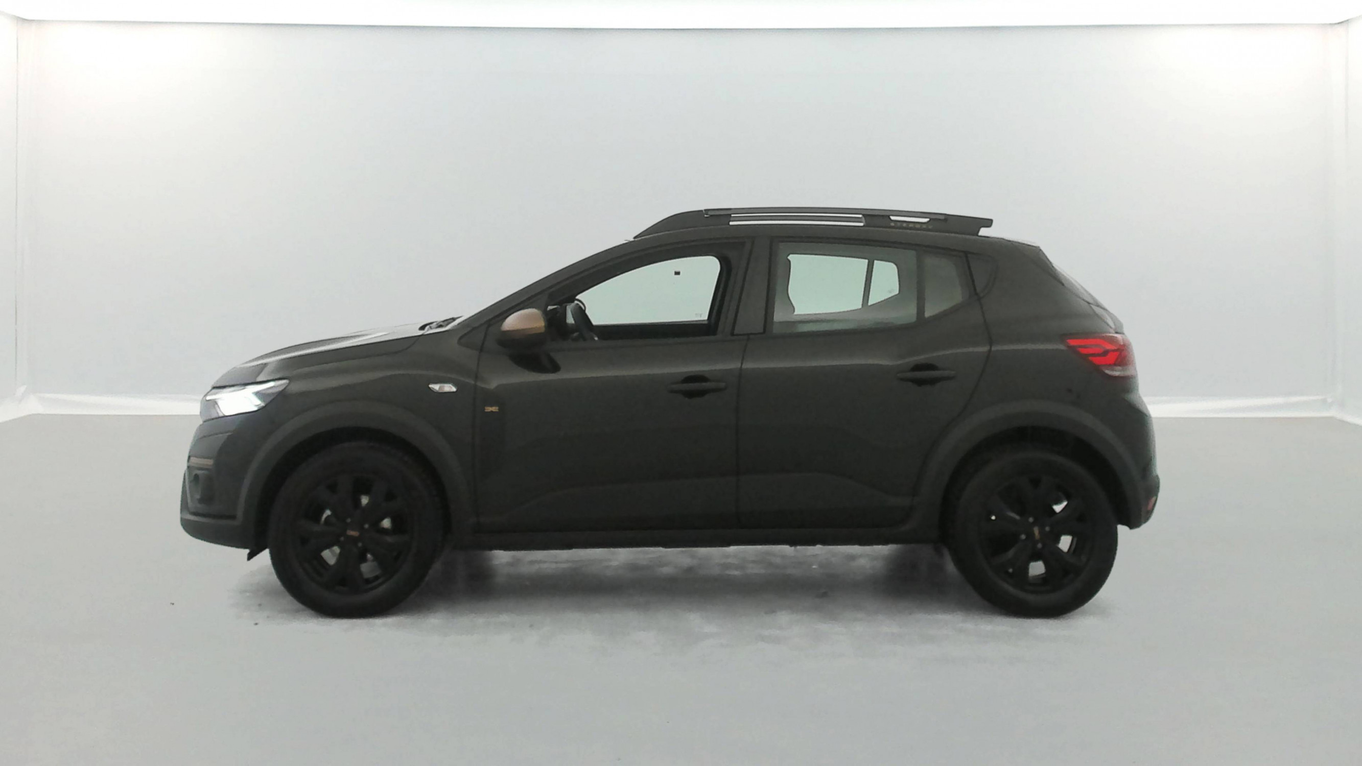 Vente en ligne Dacia Sandero 3  ECO-G 100 GSR2 au prix de 18 390 €