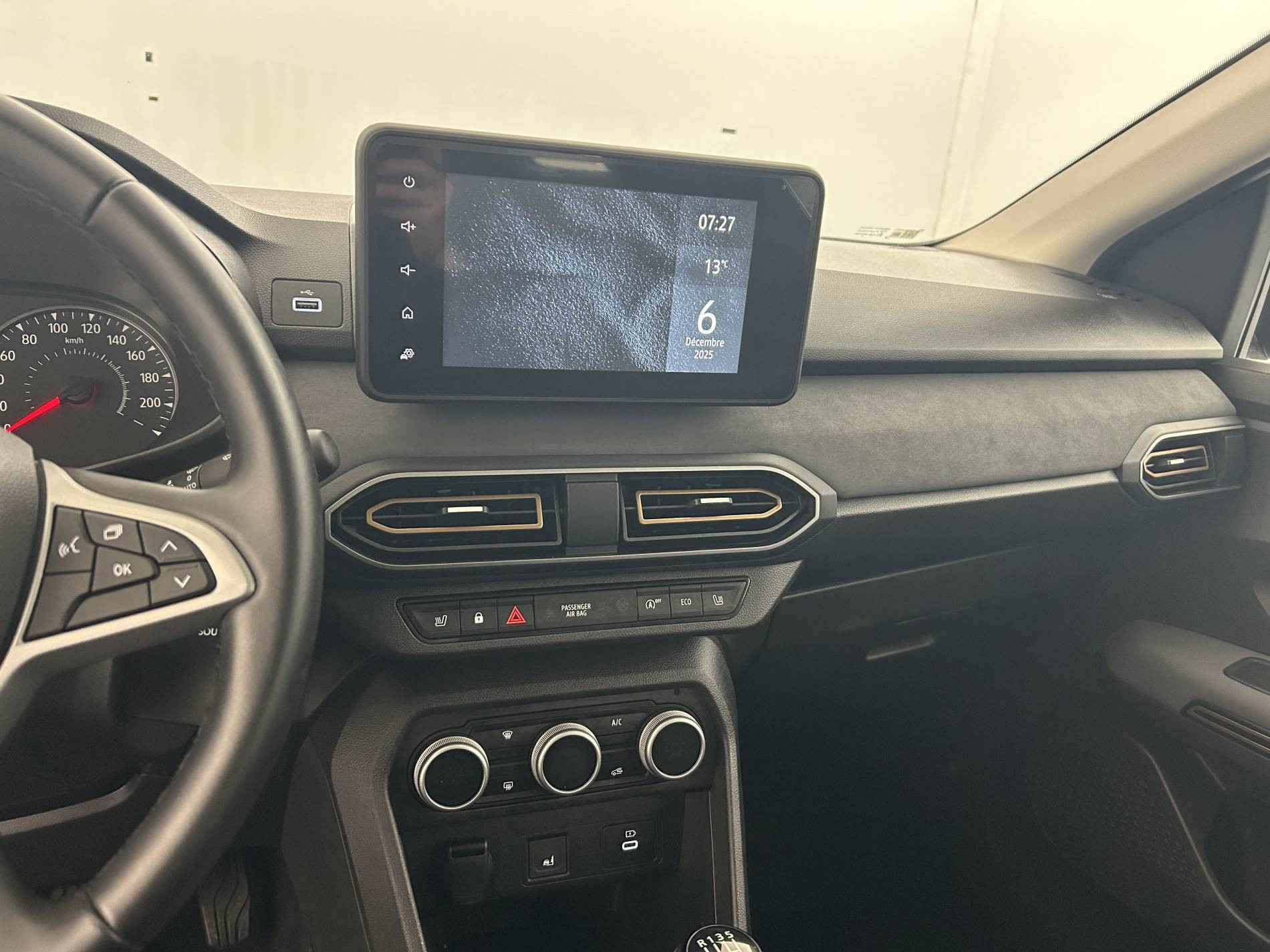 Vente en ligne Dacia Sandero 3  ECO-G 100 GSR2 au prix de 18 390 €