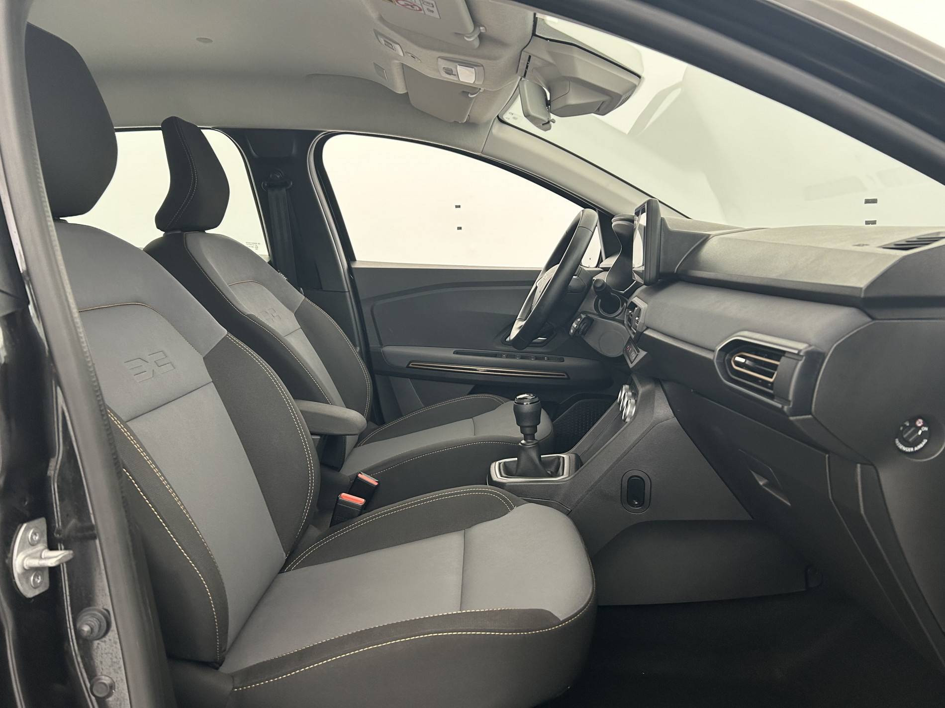 Vente en ligne Dacia Sandero 3  ECO-G 100 GSR2 au prix de 18 390 €