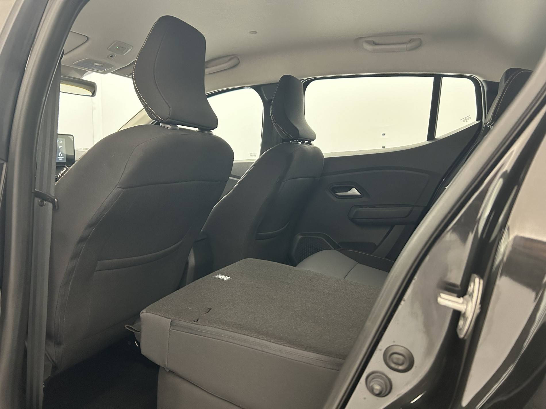 Vente en ligne Dacia Sandero 3  ECO-G 100 GSR2 au prix de 18 390 €