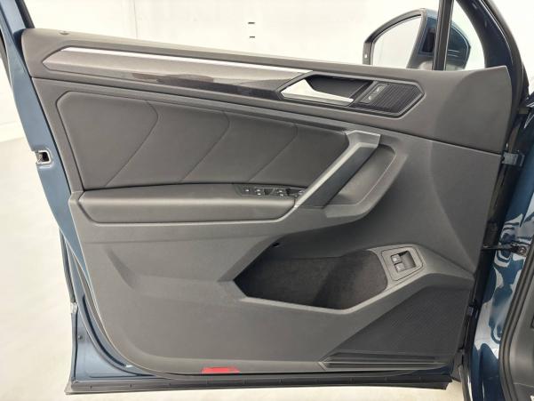 Vente en ligne Volkswagen Tiguan  1.4 eHybrid 245ch DSG6 au prix de 29 790 €