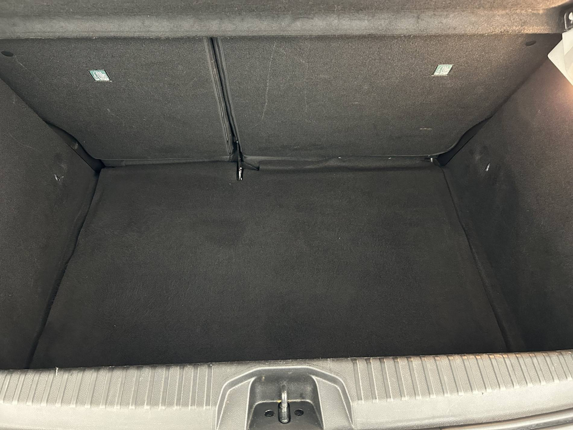 Vente en ligne Renault Clio 5 Clio TCe 90 - 21N au prix de 12 990 €