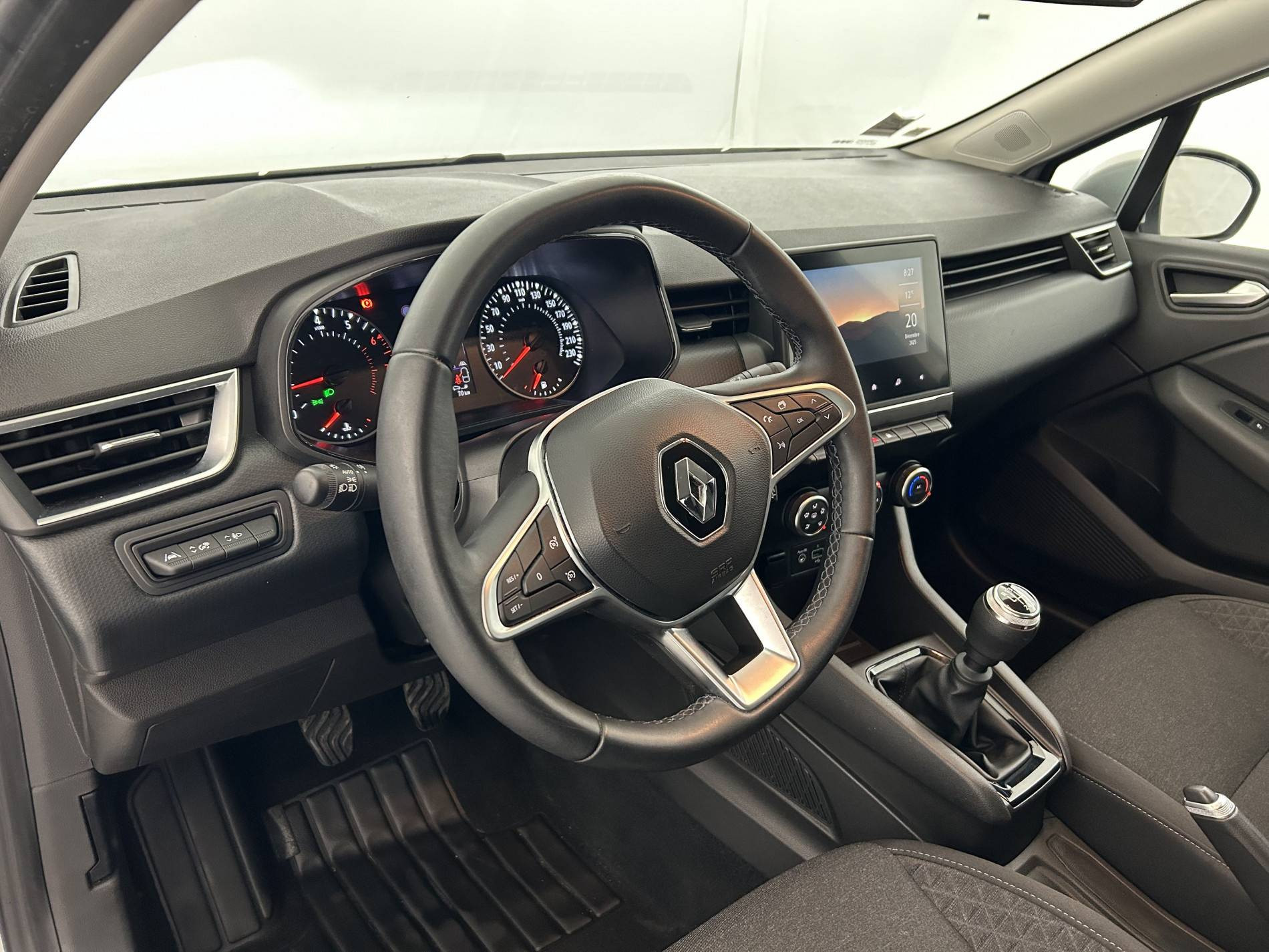 Vente en ligne Renault Clio 5 Clio TCe 90 - 21N au prix de 12 990 €