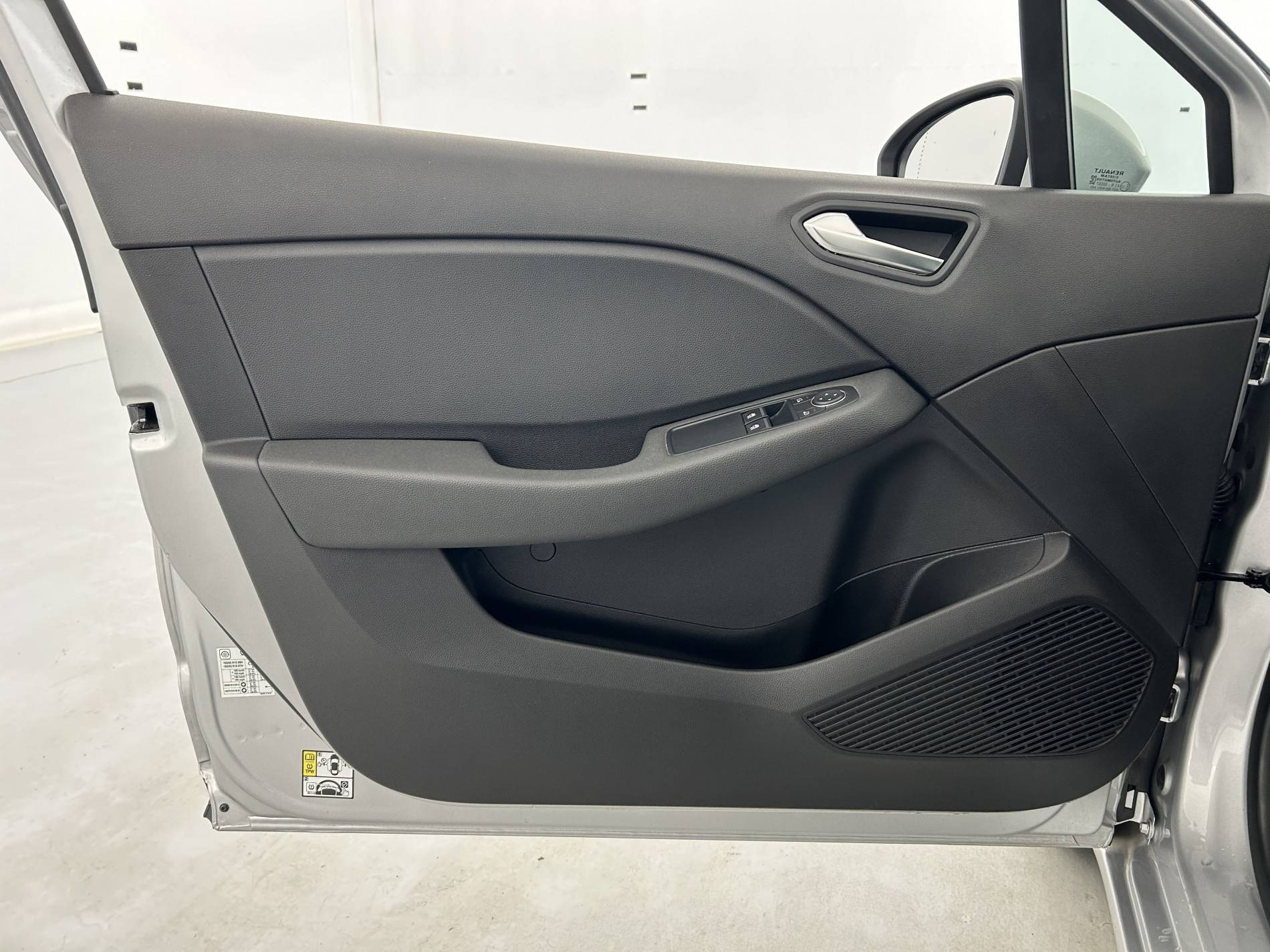 Vente en ligne Renault Clio 5 Clio TCe 90 - 21N au prix de 12 990 €