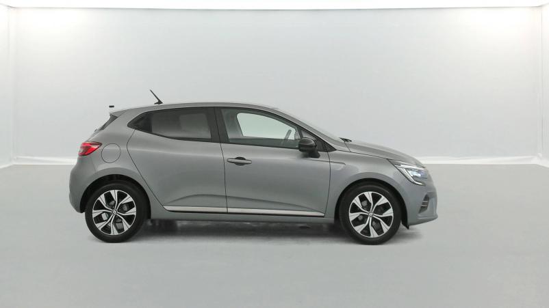 Vente en ligne Renault Clio 5 Clio TCe 90 au prix de 15 290 €