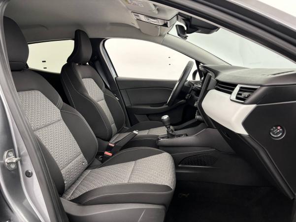 Vente en ligne Renault Clio 5 Clio TCe 90 au prix de 15 290 €