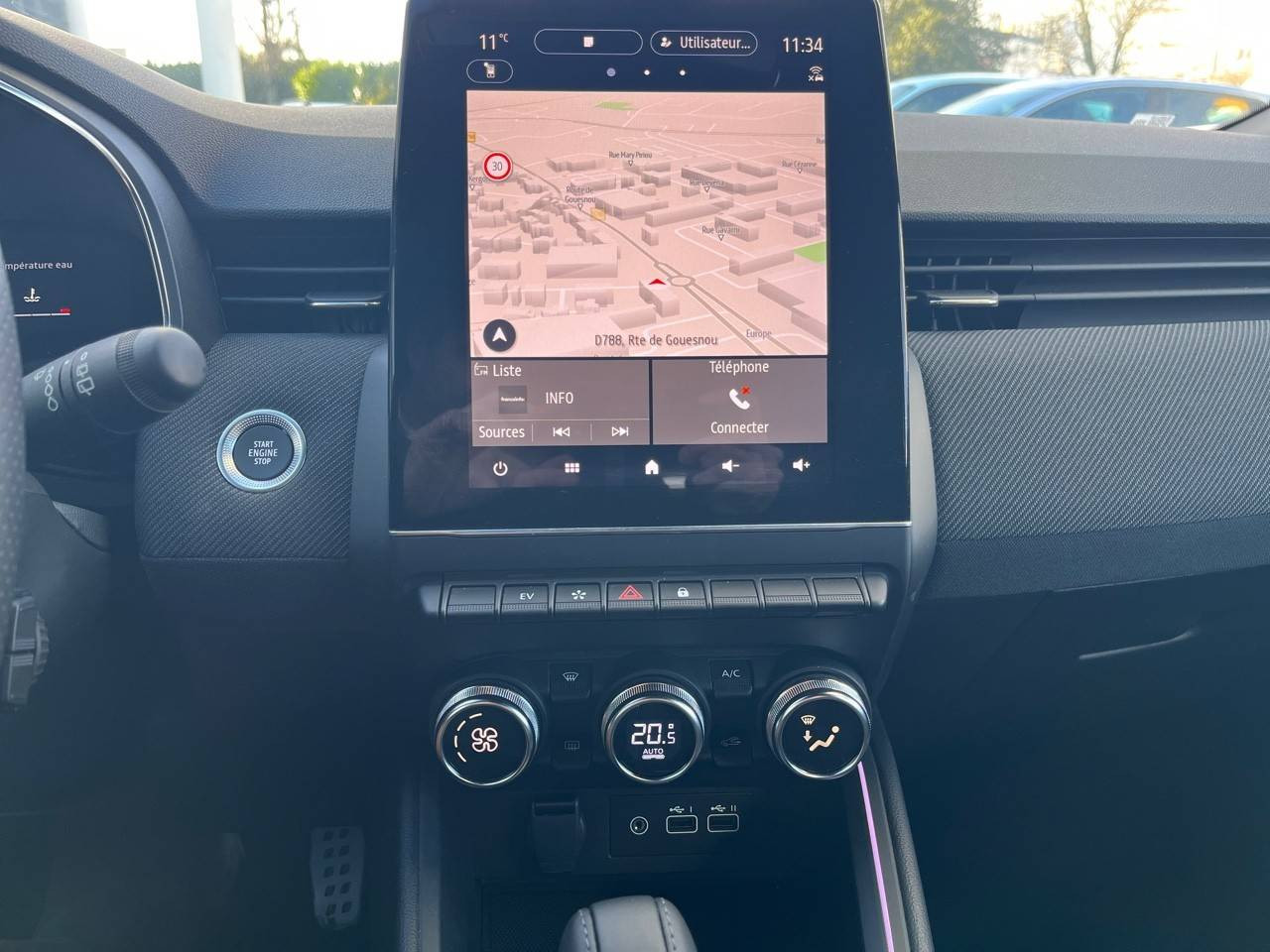 Vente en ligne Renault Clio 5 Clio E-Tech full hybrid 145 ch GSR2 au prix de 24 790 €