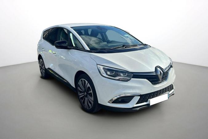 Vente en ligne Renault Grand Scenic 4 Grand Scenic TCe 140 FAP EDC - 21 au prix de 21 990 €