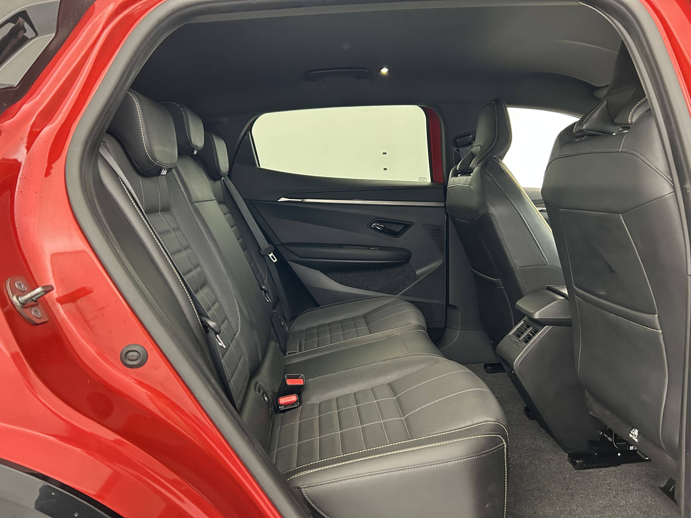 Vente en ligne Renault Megane E-Tech  EV60 220 ch super charge au prix de 23 990 €