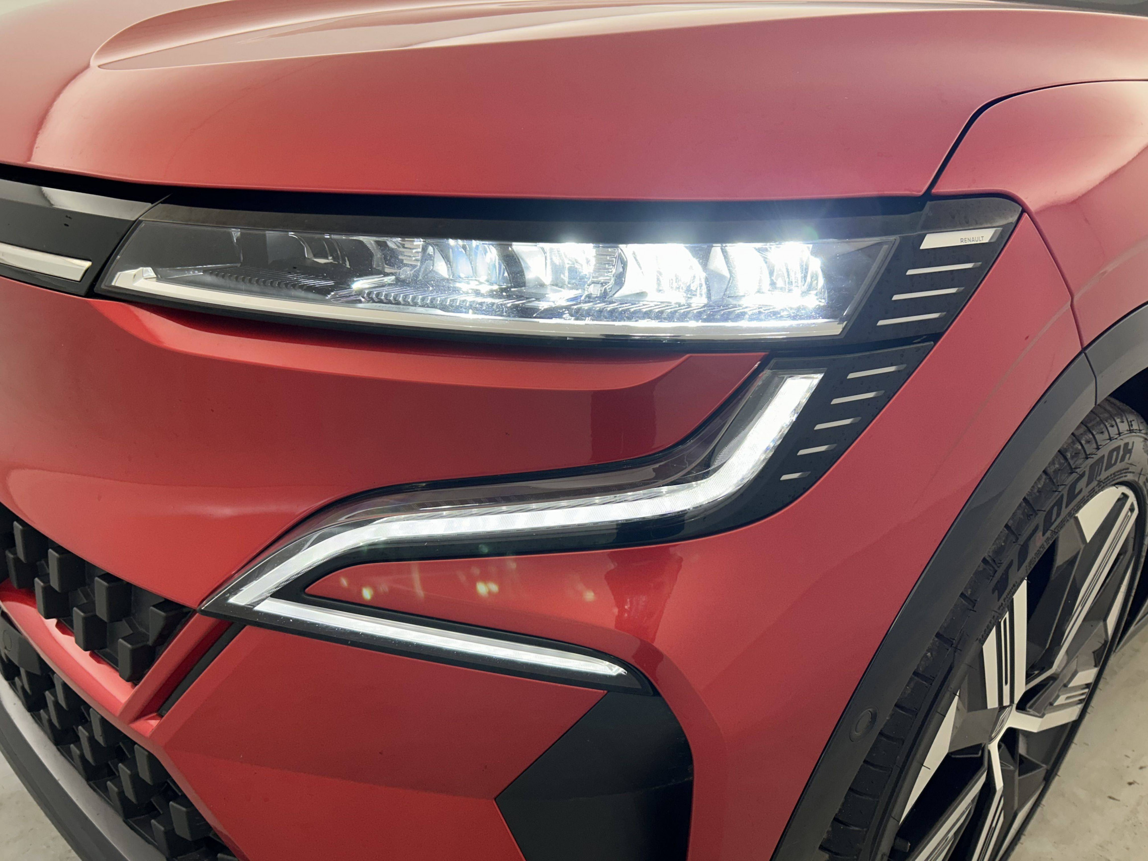 Vente en ligne Renault Megane E-Tech  EV60 220 ch super charge au prix de 23 990 €