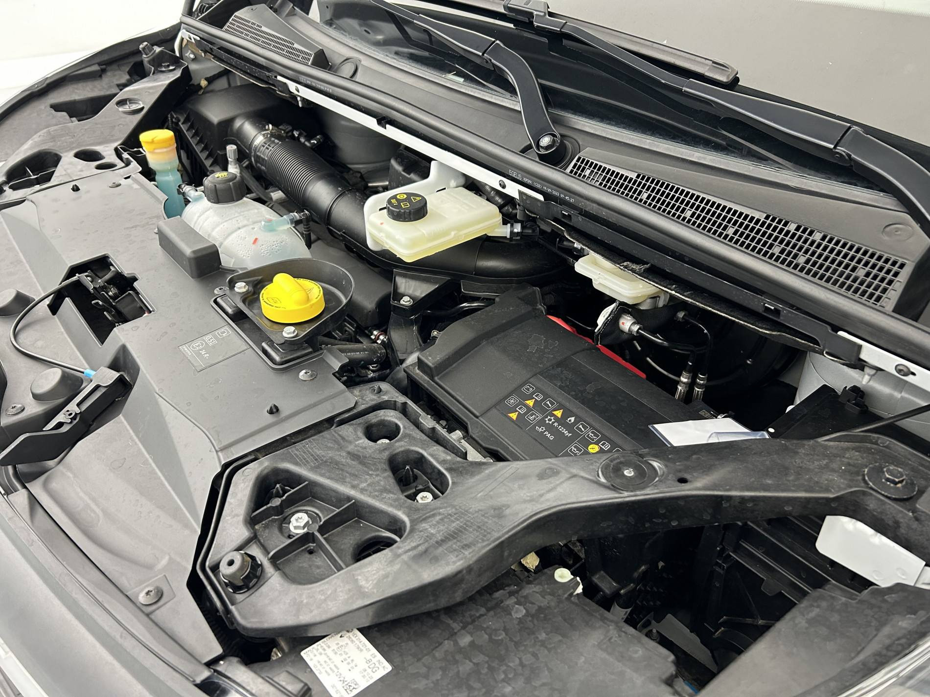 Vente en ligne Renault Trafic 3 Fourgon TRAFIC FGN L1H1 3000 KG BLUE DCI 130 au prix de 24 590 €