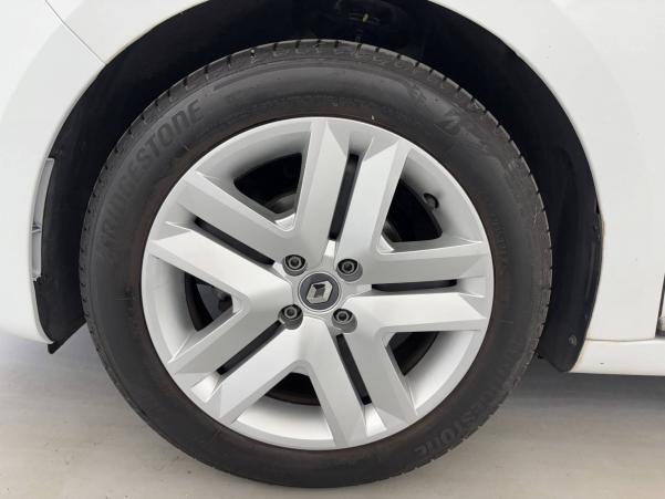 Vente en ligne Renault Clio 5 Clio SCe 65 - 21N au prix de 13 590 €