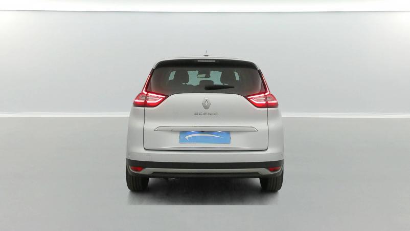 Vente en ligne Renault Grand Scenic 4 Grand Scenic TCe 140 au prix de 22 990 €