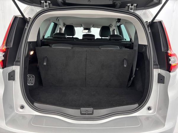 Vente en ligne Renault Grand Scenic 4 Grand Scenic TCe 140 au prix de 22 990 €