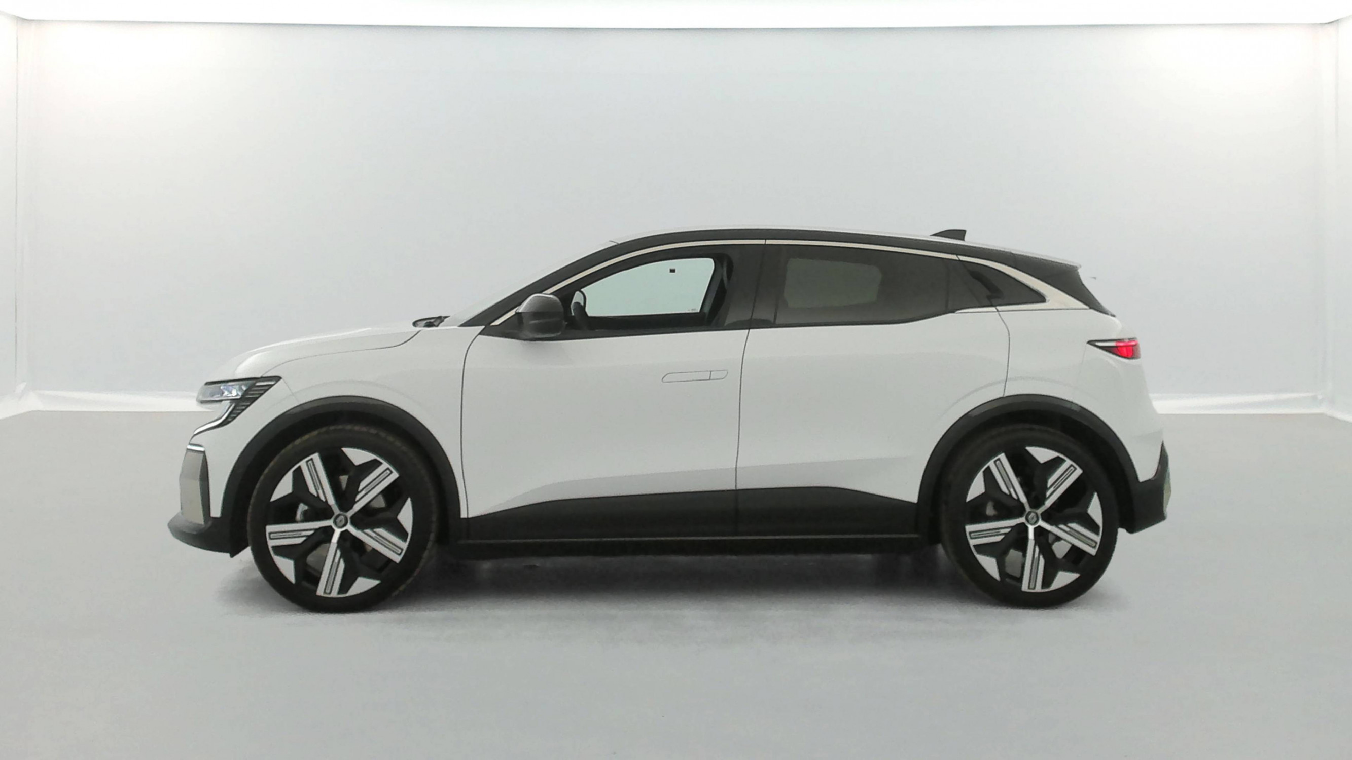 Vente en ligne Renault Megane E-Tech  220 ch autonomie confort GSR2 au prix de 29 990 €