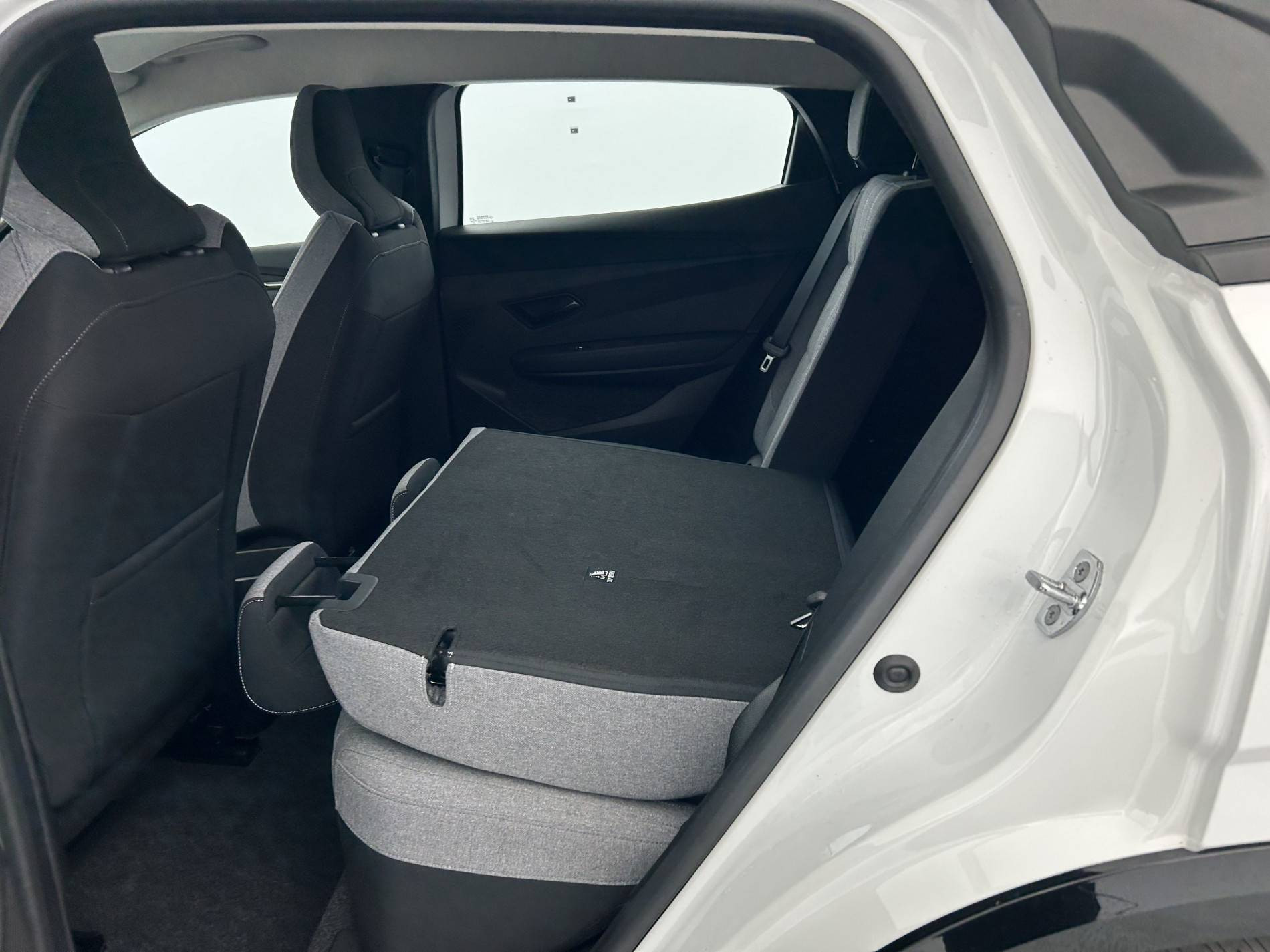 Vente en ligne Renault Megane E-Tech  EV60 220 ch super charge au prix de 22 390 €