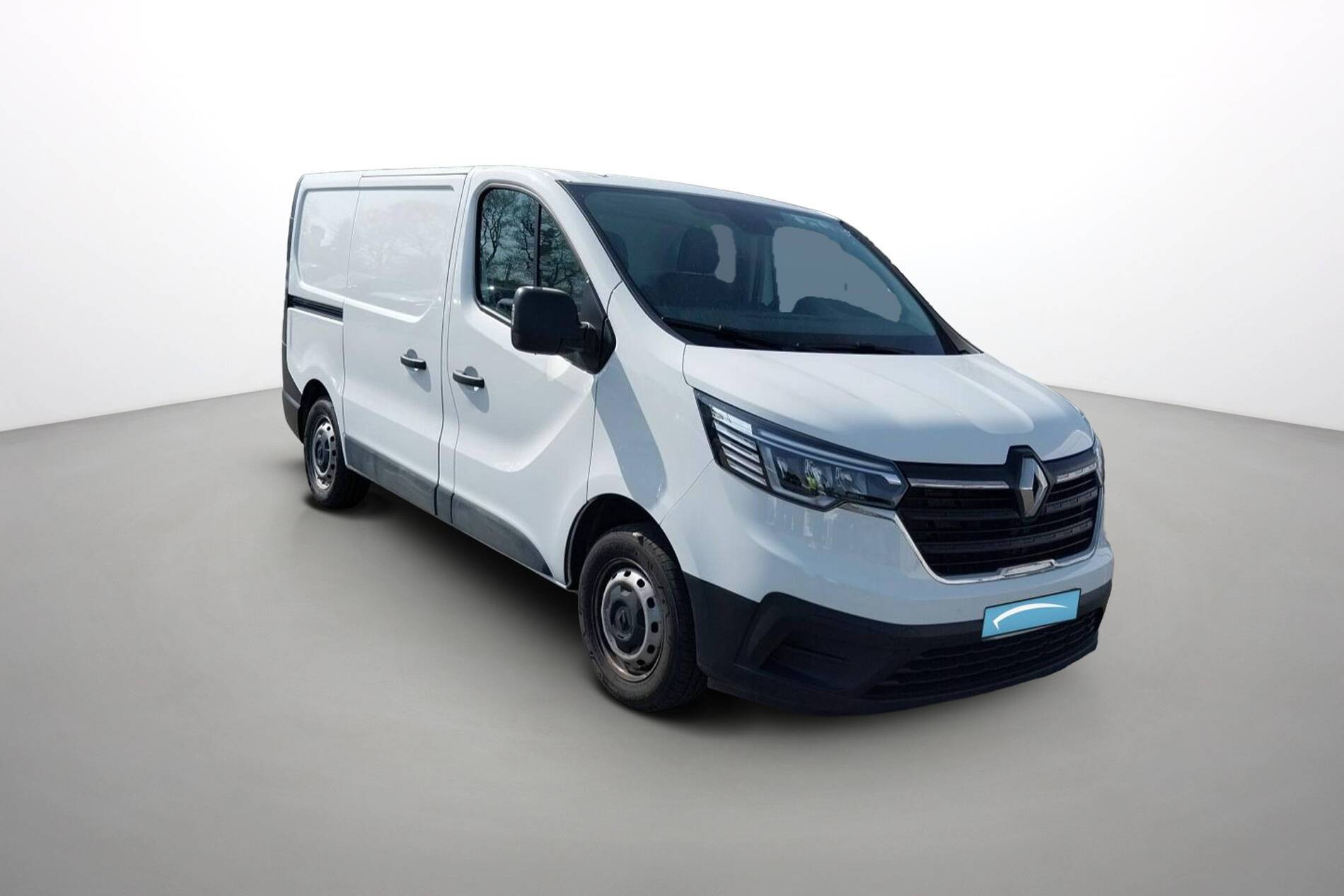 Vente en ligne Renault Trafic 3 Fourgon TRAFIC FG BLUE DCI 130 L1H1 3T GSR2 au prix de 24 990 €
