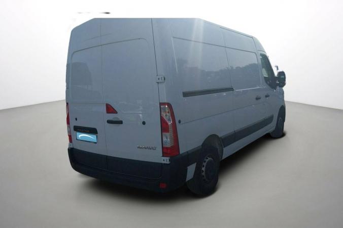 Vente en ligne Renault Master Fourgon MASTER FGN TRAC F3500 L2H2 BLUE DCI 135 au prix de 26 590 €