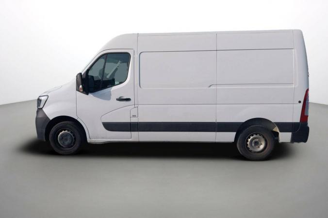 Vente en ligne Renault Master Fourgon MASTER FGN TRAC F3500 L2H2 BLUE DCI 135 au prix de 26 590 €