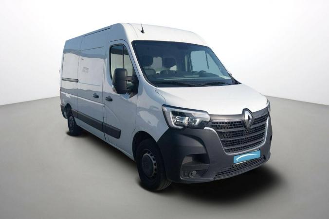 Vente en ligne Renault Master Fourgon MASTER FGN TRAC F3500 L2H2 BLUE DCI 135 au prix de 26 590 €