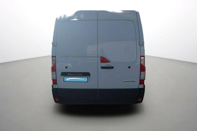 Vente en ligne Renault Master Fourgon MASTER FGN TRAC F3500 L2H2 BLUE DCI 135 au prix de 26 590 €