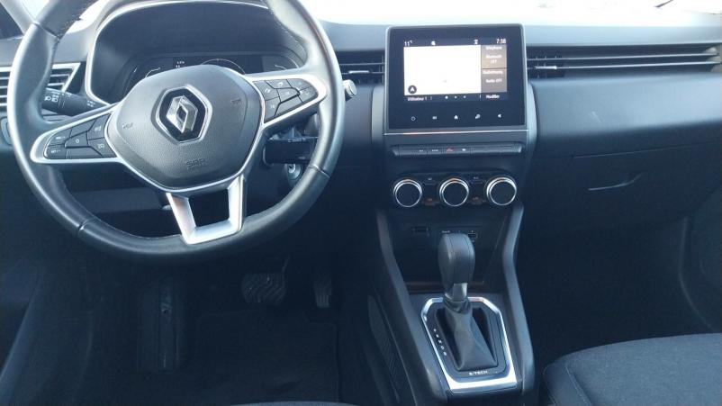 Vente en ligne Renault Clio 5 Clio E-Tech 140 - 21 au prix de 15 990 €