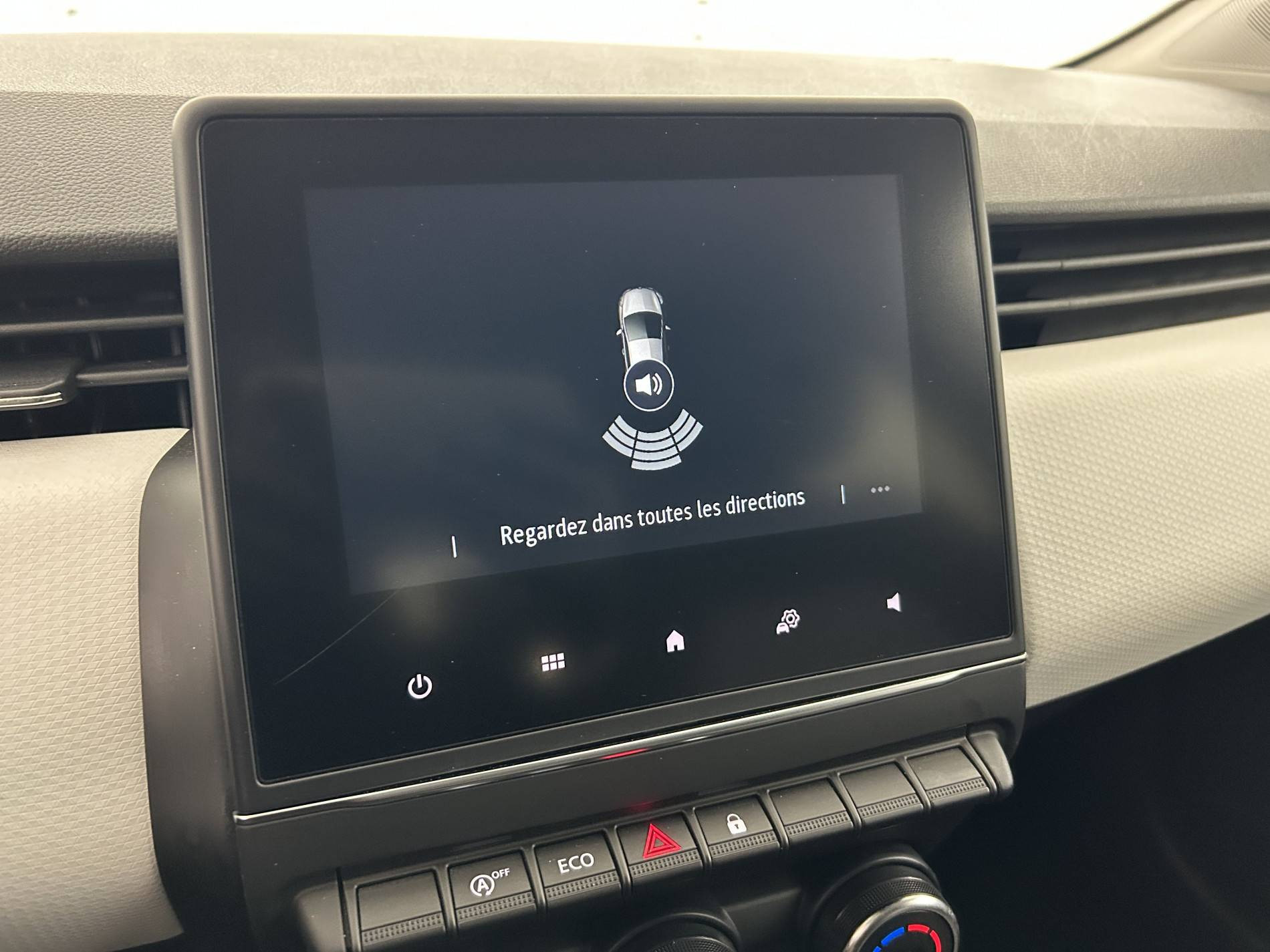 Vente en ligne Renault Clio 5 Clio TCe 90 au prix de 15 590 €