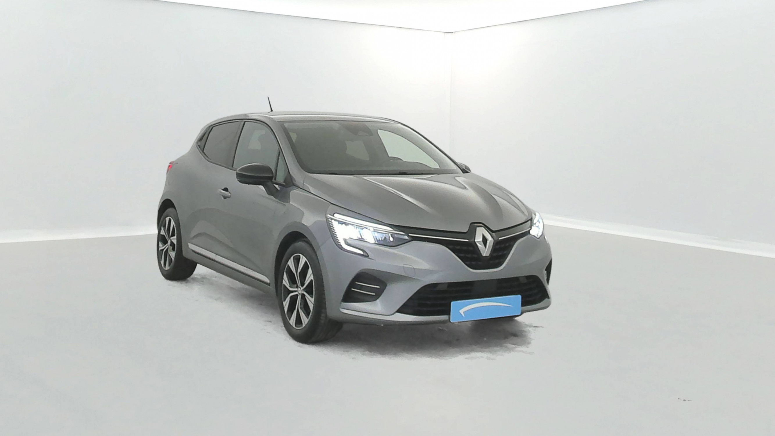 Vente en ligne Renault Clio 5 Clio TCe 90 au prix de 15 590 €
