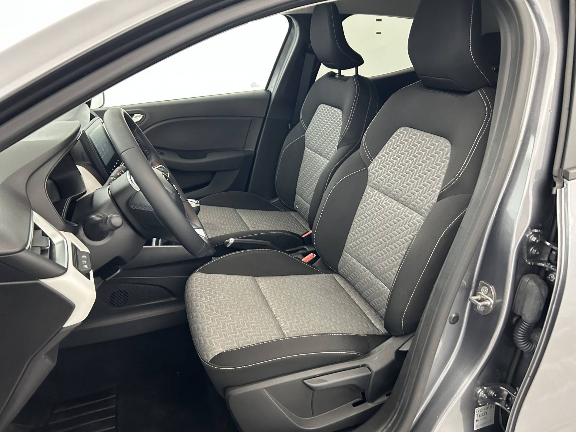 Vente en ligne Renault Clio 5 Clio TCe 90 au prix de 15 590 €