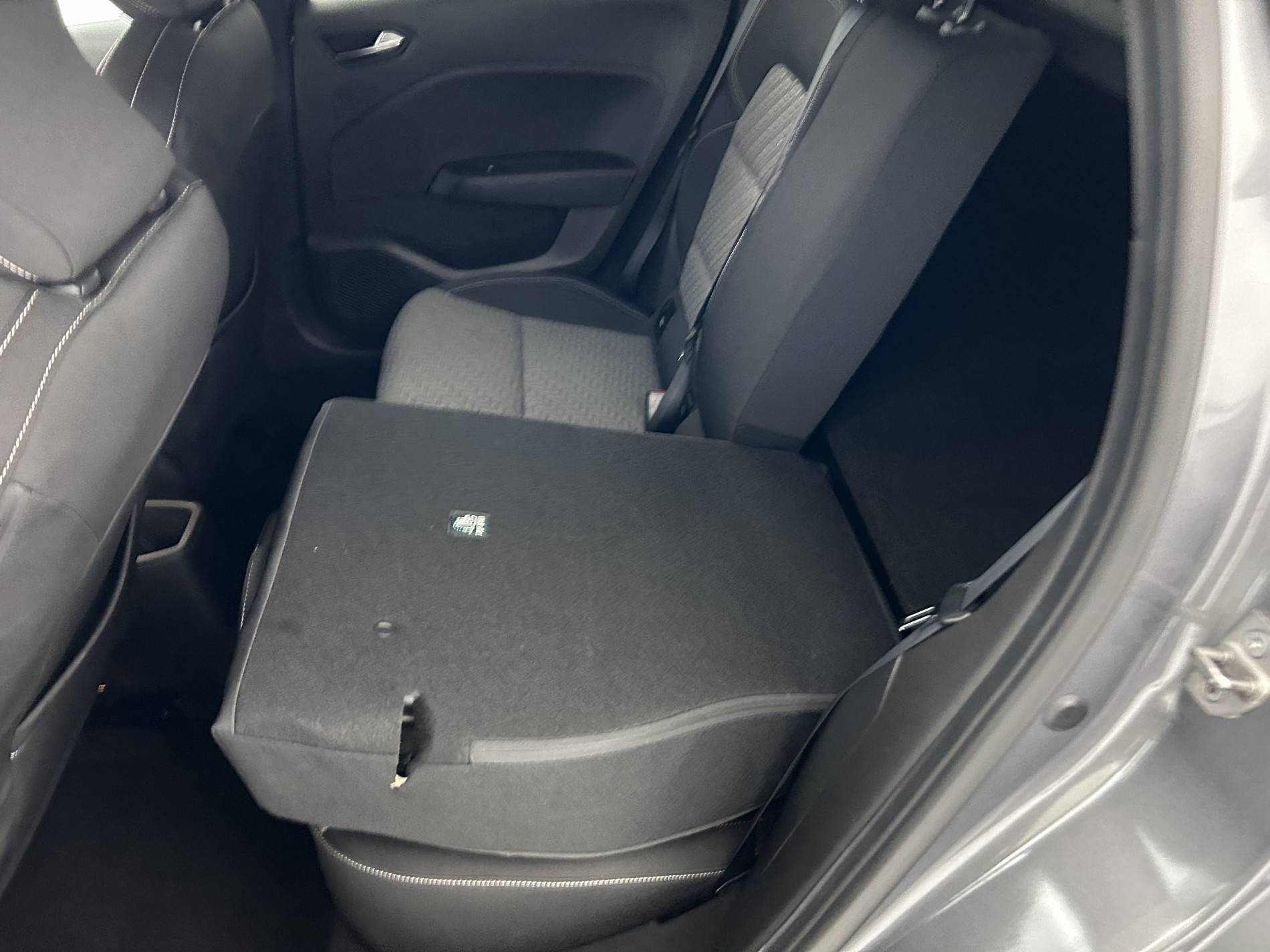 Vente en ligne Renault Clio 5 Clio TCe 90 au prix de 15 590 €