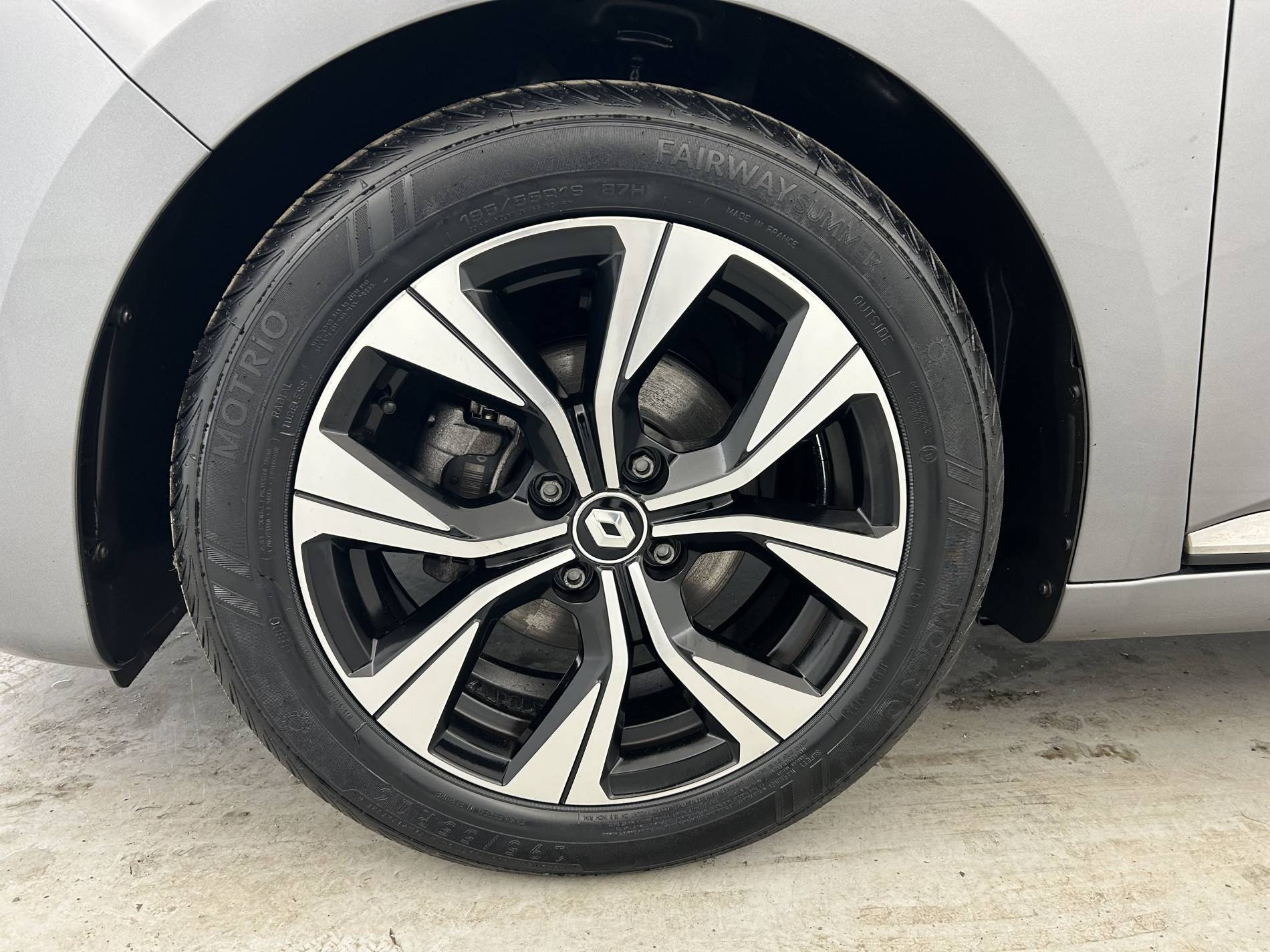 Vente en ligne Renault Clio 5 Clio TCe 90 au prix de 14 290 €