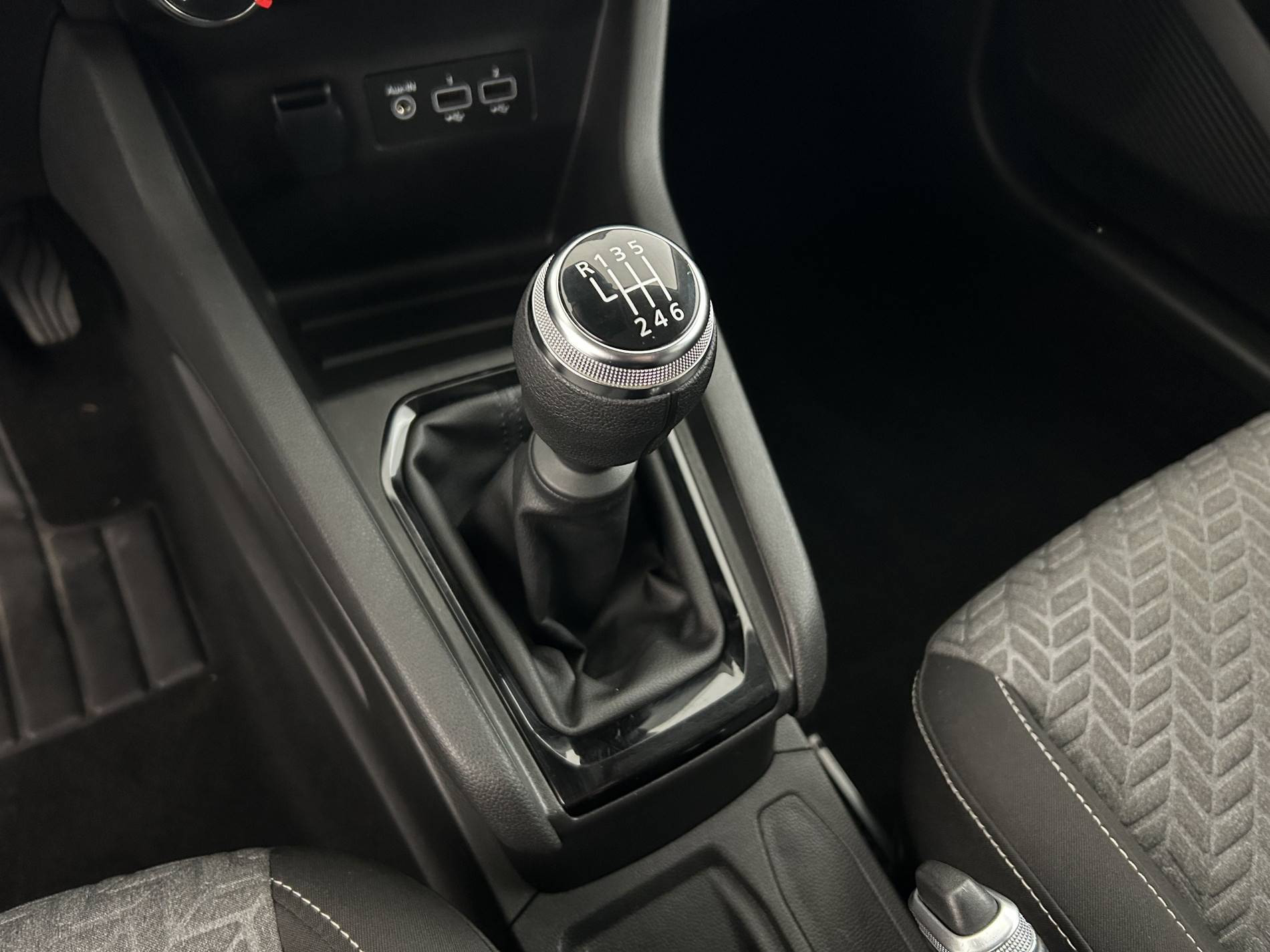 Vente en ligne Renault Clio 5 Clio TCe 90 au prix de 14 290 €