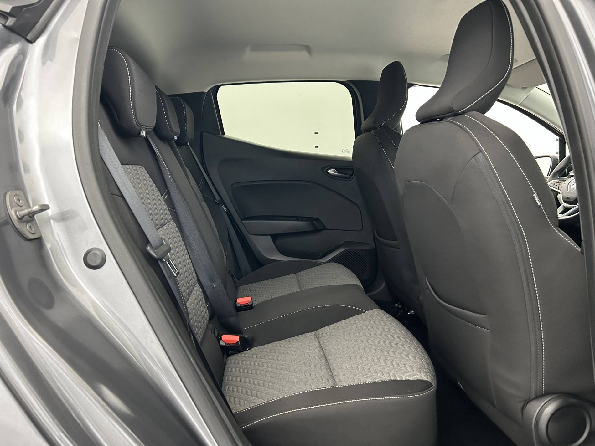 Vente en ligne Renault Clio 5 Clio TCe 90 au prix de 14 290 €