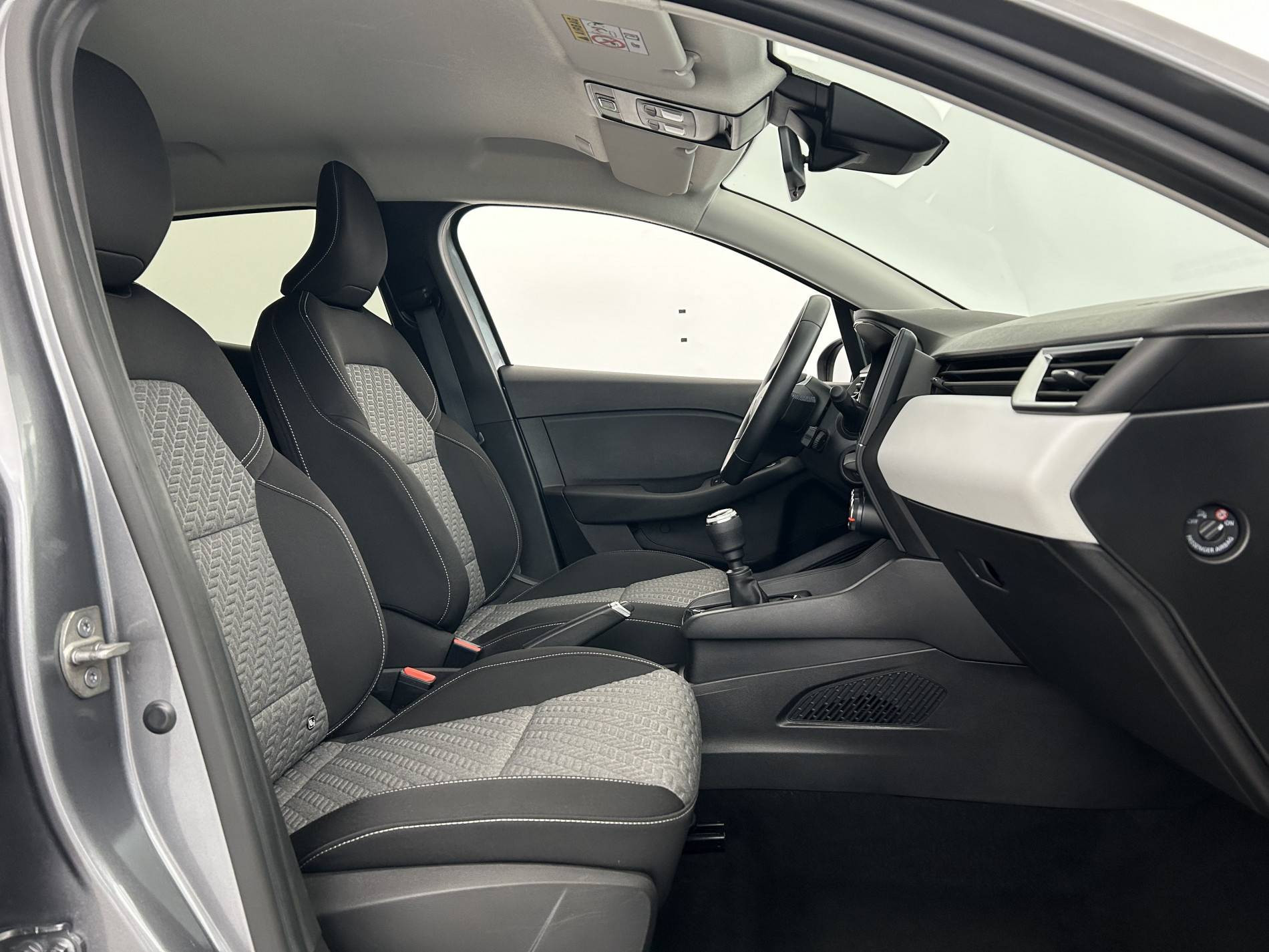 Vente en ligne Renault Clio 5 Clio TCe 90 au prix de 14 290 €