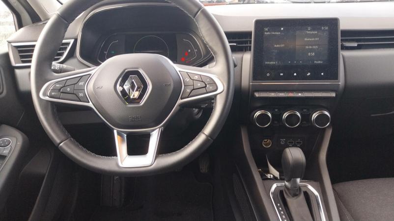 Vente en ligne Renault Clio 5 Clio E-Tech 140 - 21N au prix de 16 190 €