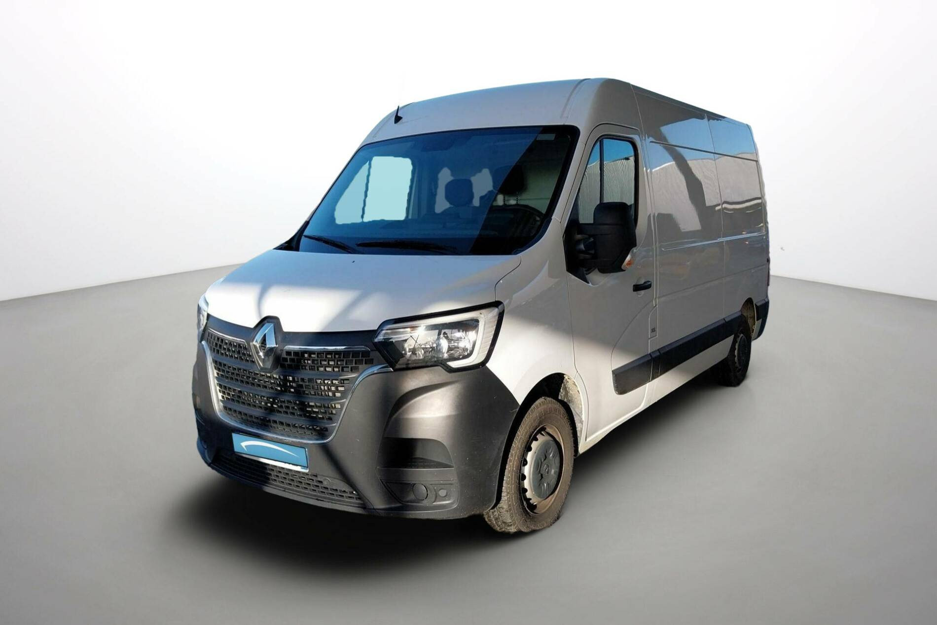 Renault Master Fourgon MASTER FGN TRAC F3500 L2H2 BLUE DCI 135 occasion de 2023 en vente à Brest