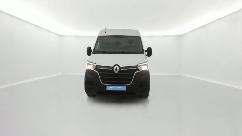 Vente en ligne Renault Master Fourgon MASTER FGN TRAC F3500 L2H2 BLUE DCI 135 au prix de 26 990 €