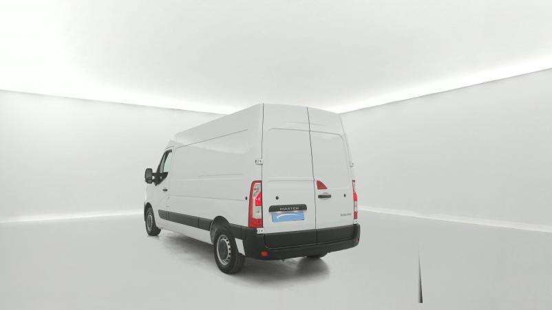 Vente en ligne Renault Master Fourgon MASTER FGN TRAC F3500 L2H2 BLUE DCI 135 au prix de 26 990 €