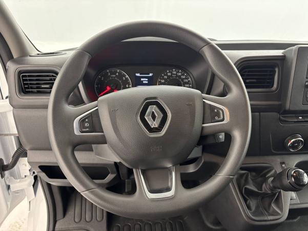 Vente en ligne Renault Master Fourgon MASTER FGN TRAC F3500 L2H2 BLUE DCI 135 au prix de 26 990 €