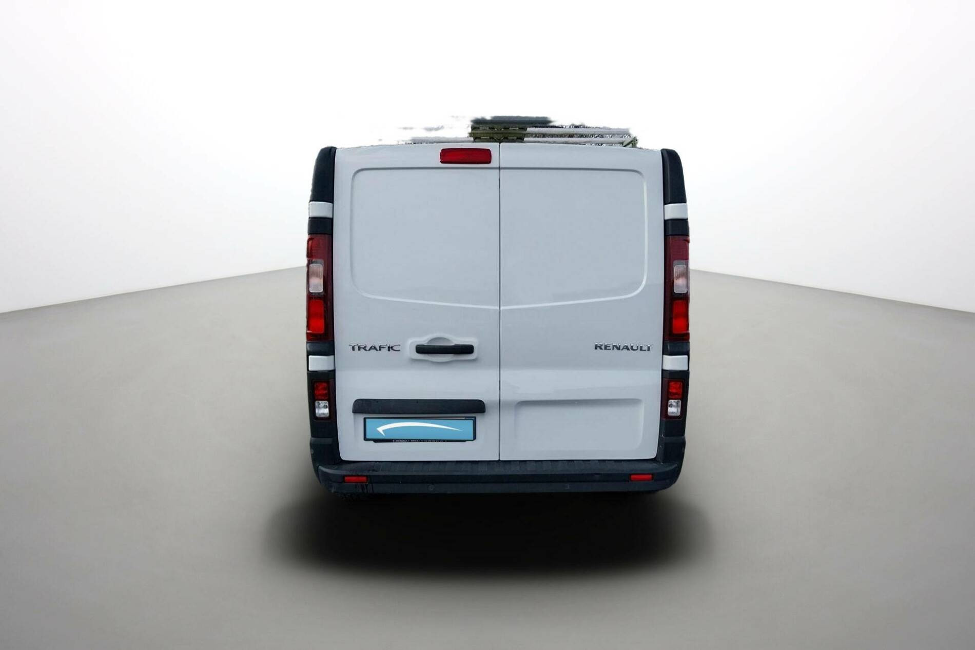 Vente en ligne Renault Trafic 3 Fourgon TRAFIC FGN L1H1 2800 KG BLUE DCI 110 au prix de 20 990 €