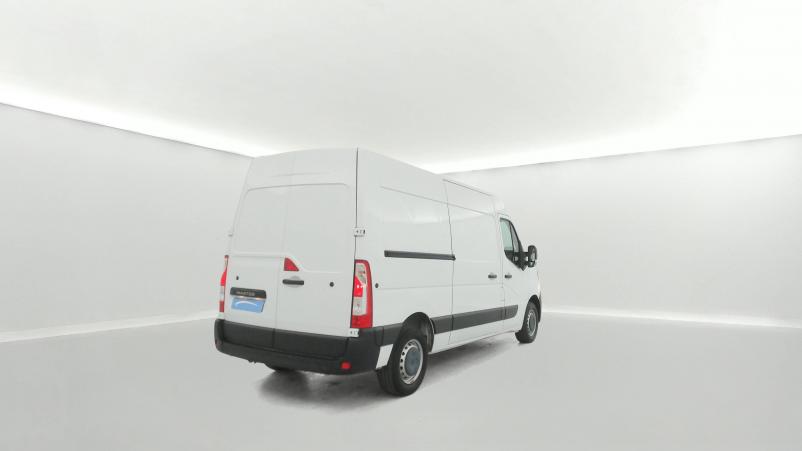 Vente en ligne Renault Master Fourgon MASTER FGN TRAC F3500 L2H2 DCI 135 au prix de 23 990 €