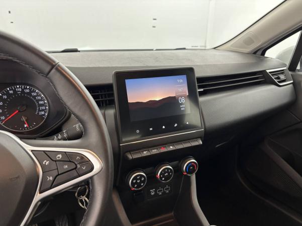 Vente en ligne Renault Clio 5 Clio Blue dCi 100 - 21N au prix de 15 590 €