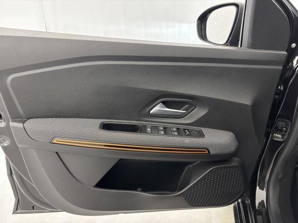 Vente en ligne Dacia Sandero  TCe 90 - 22 au prix de 15 790 €