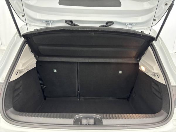 Vente en ligne Renault Clio 5 Clio Blue dCi 100 - 21N au prix de 15 590 €