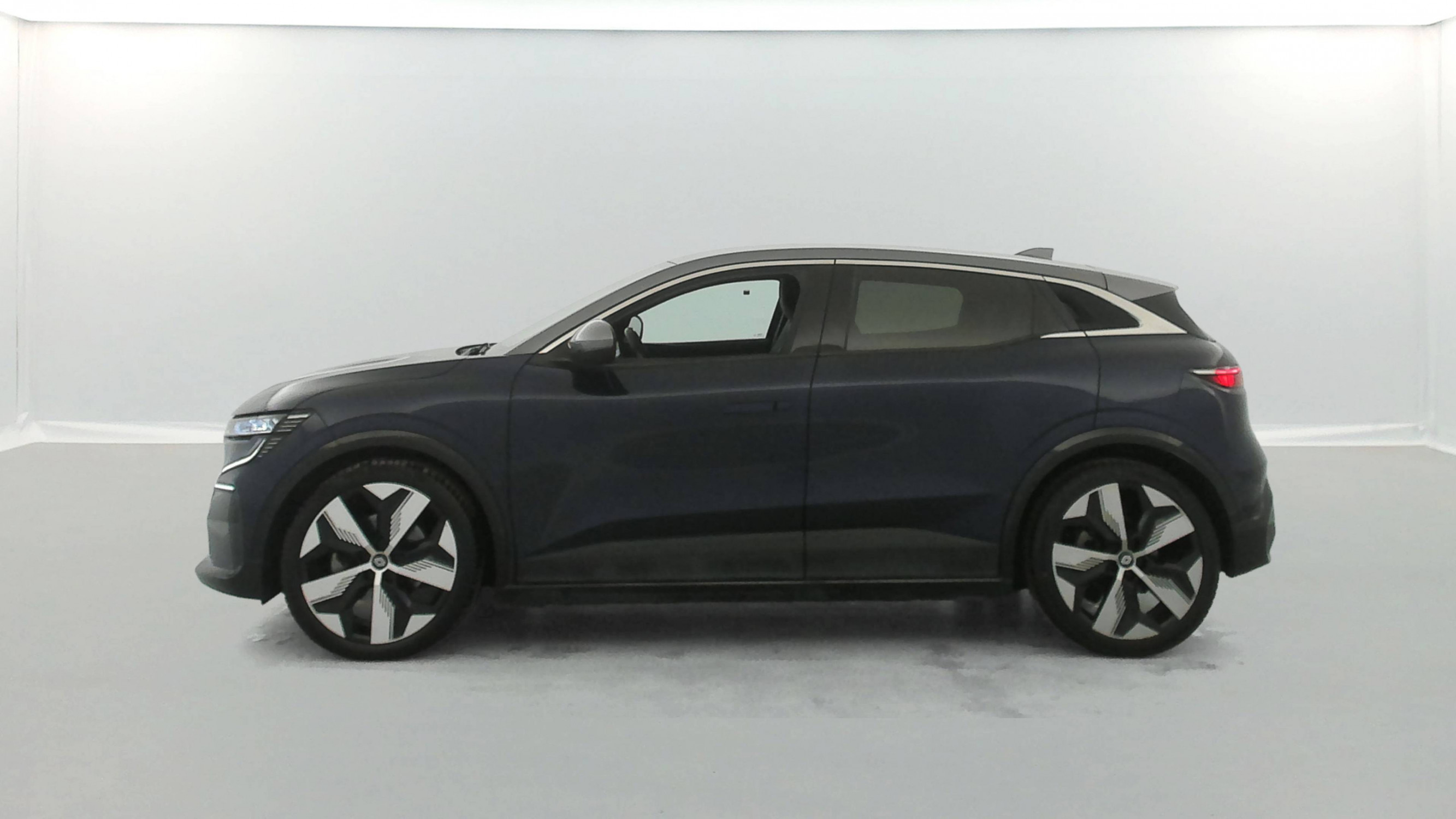 Vente en ligne Renault Megane E-Tech  EV60 220 ch optimum charge au prix de 22 990 €